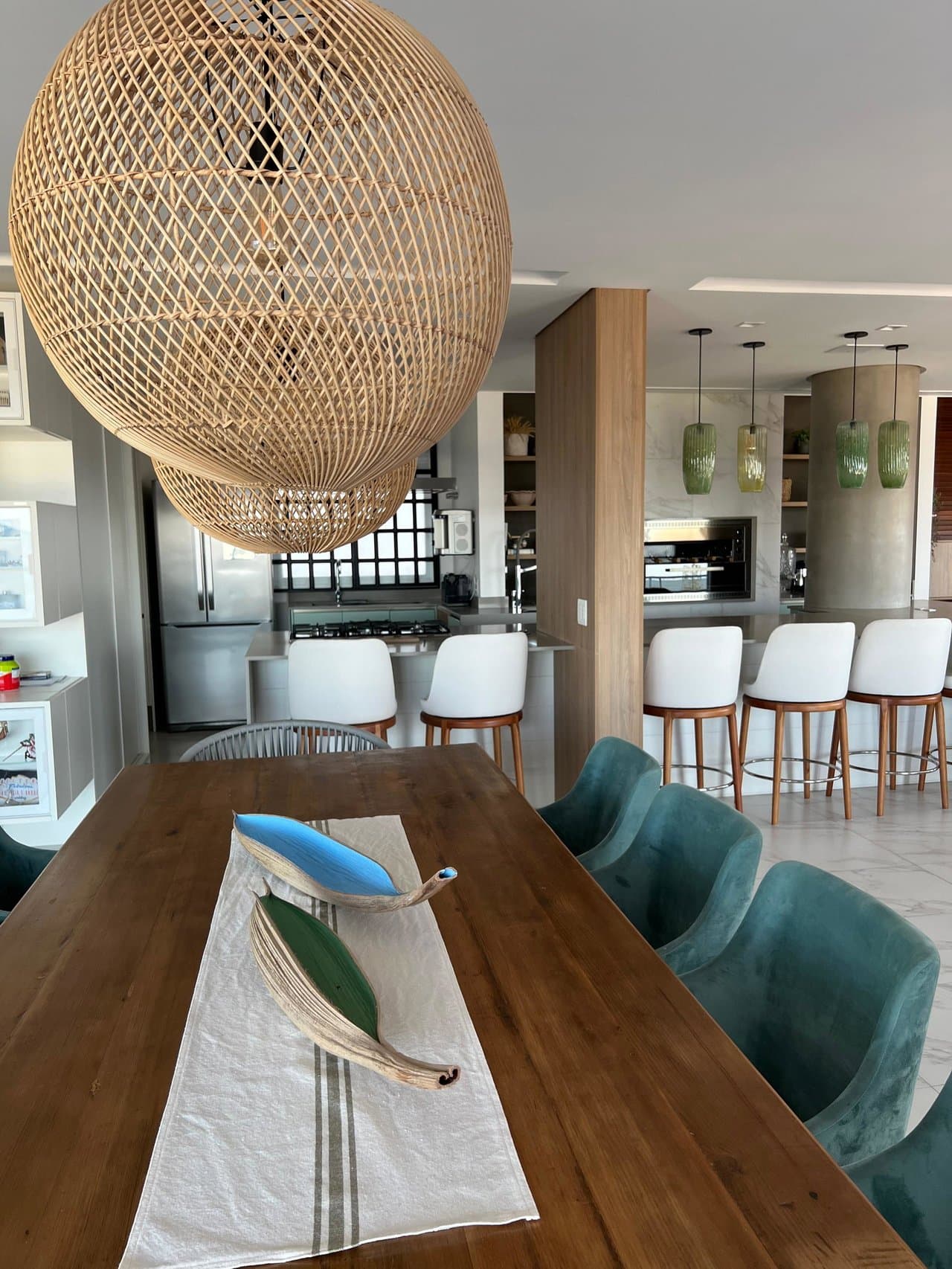 Apartamento de 3 quartos com 3 suítes e 222 m² em Praia Brava , Itajaí
