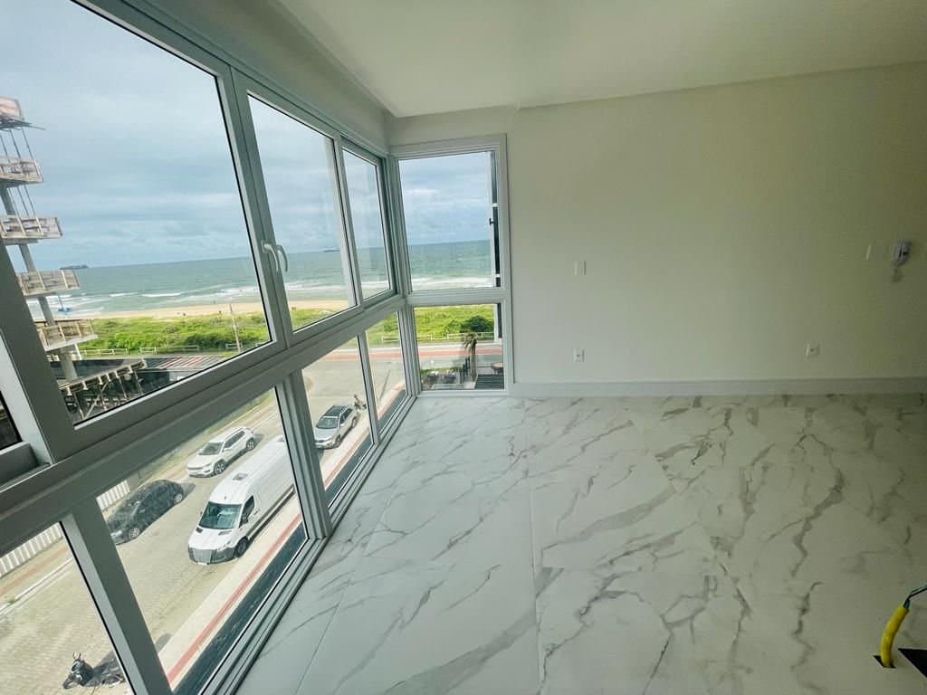 Apartamento de 3 quartos com 2 suítes e 110 m² em Praia Brava , Itajaí