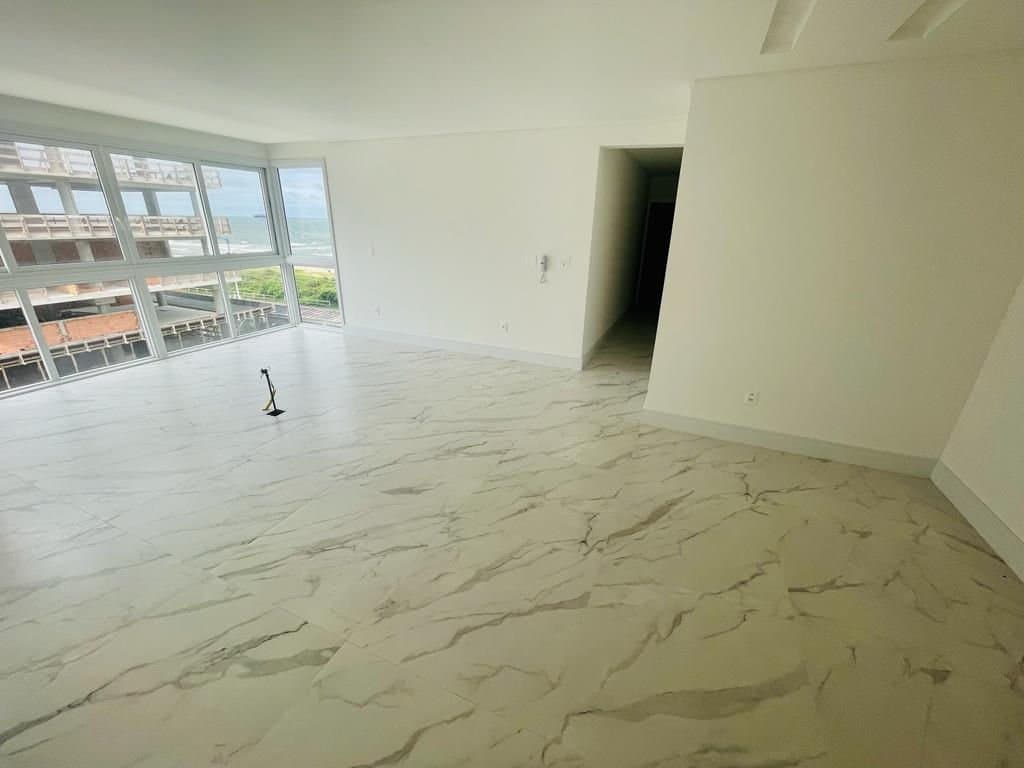 Apartamento de 3 quartos com 2 suítes e 110 m² em Praia Brava , Itajaí
