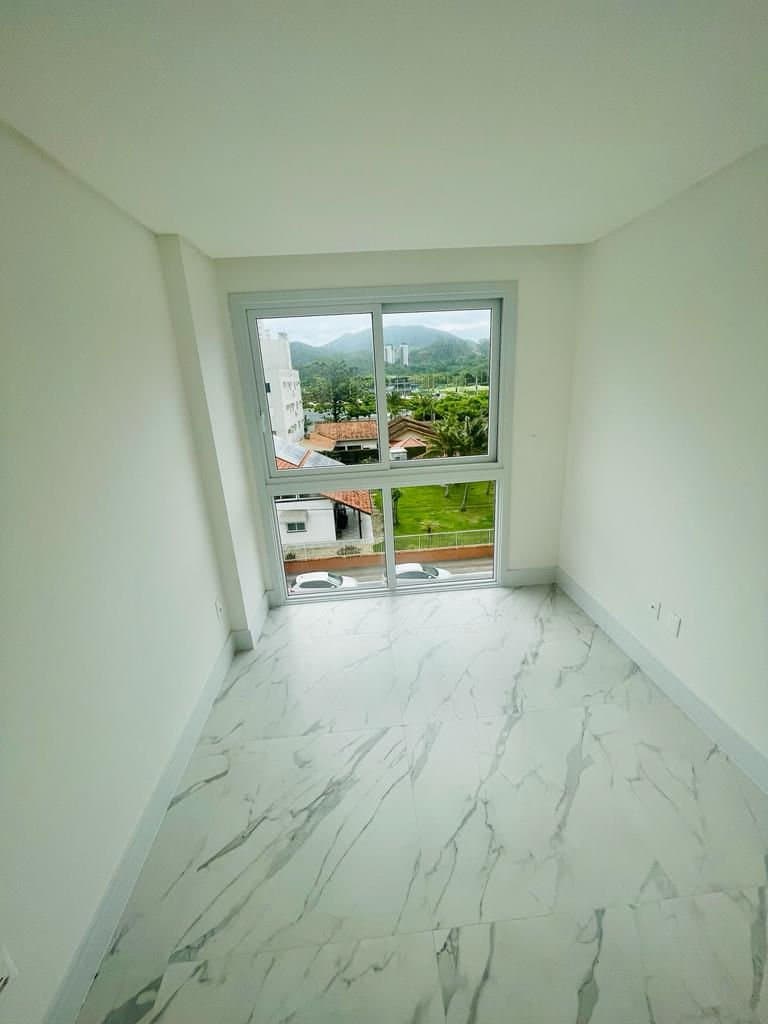 Apartamento de 3 quartos com 2 suítes e 110 m² em Praia Brava , Itajaí