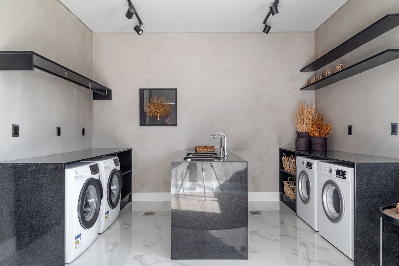 Apartamento de 3 quartos com 1 suíte e 80 m² em Centro, Itajaí