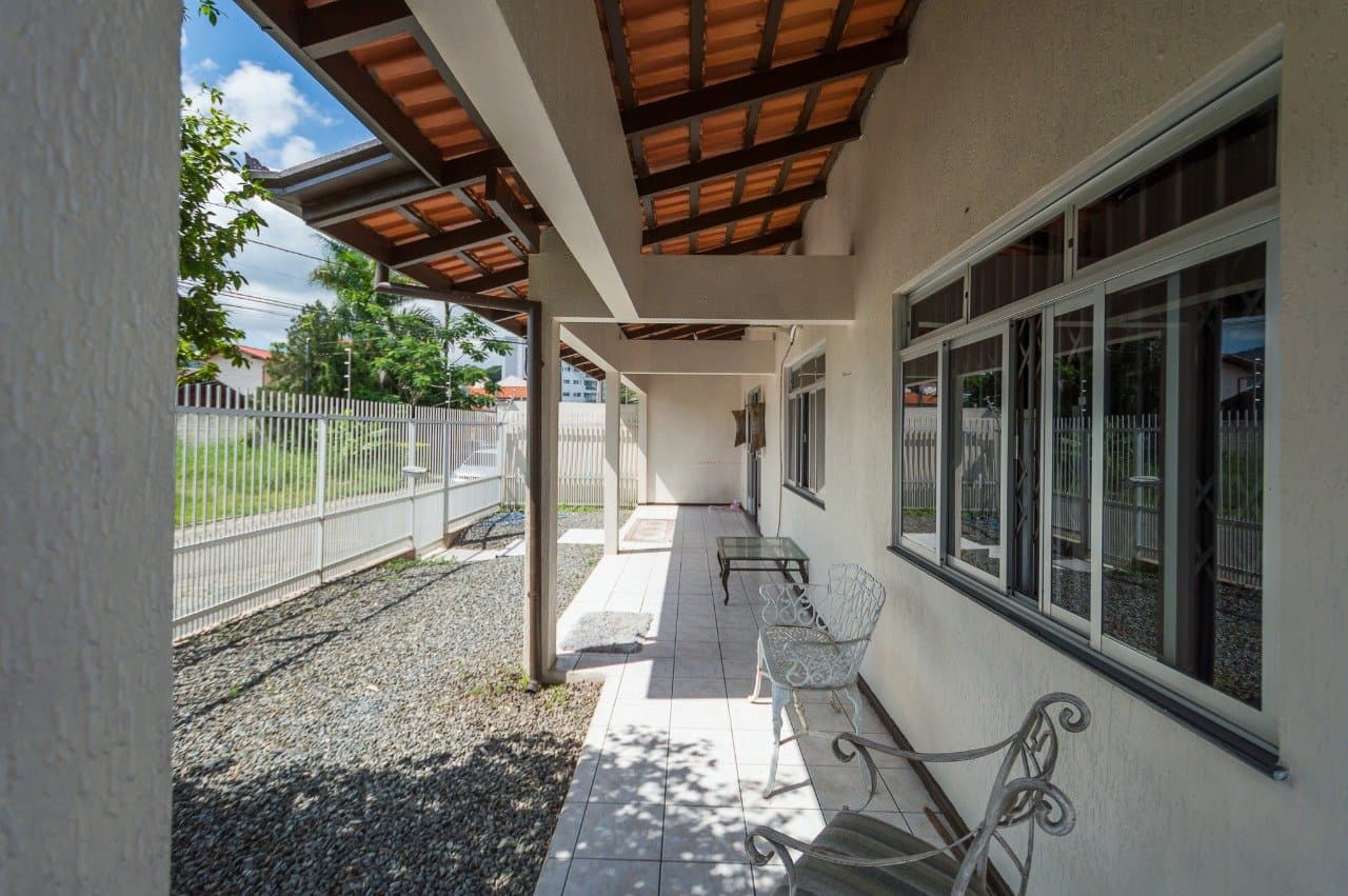 Casa de 3 quartos com 1 suíte e 103 m² em Dom Bosco, Itajaí