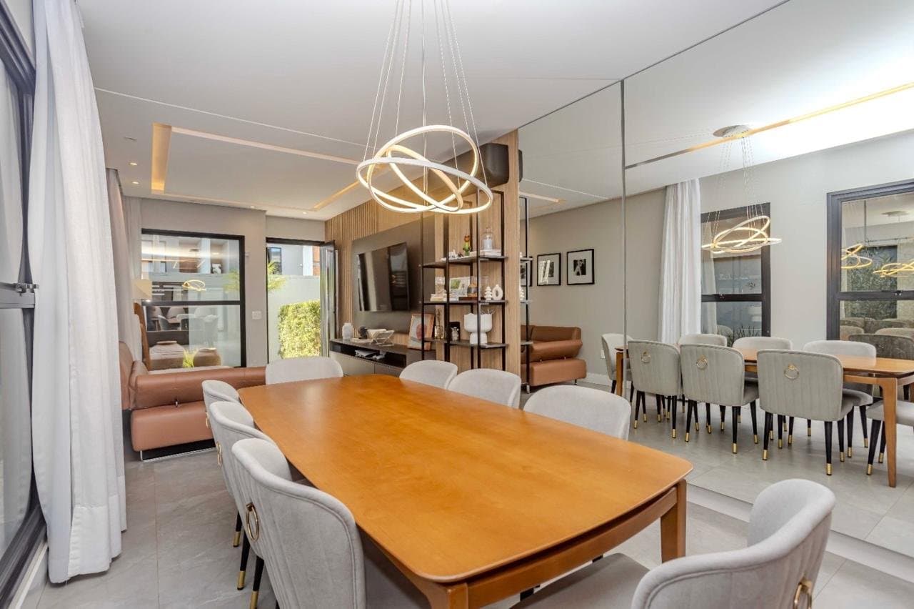 Casa de 2 quartos com 2 suítes e 157 m² em Camboriú