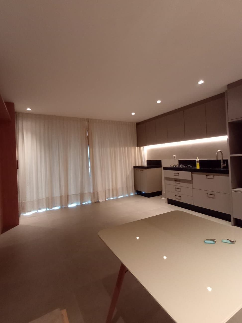 Apartamento de 2 quartos com 1 suíte e 69 m² em Camboriú