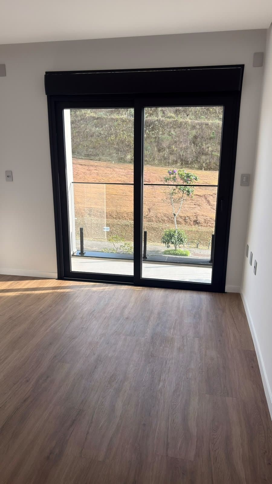 Casa de 4 quartos com 4 suítes e 331 m² em Camboriú