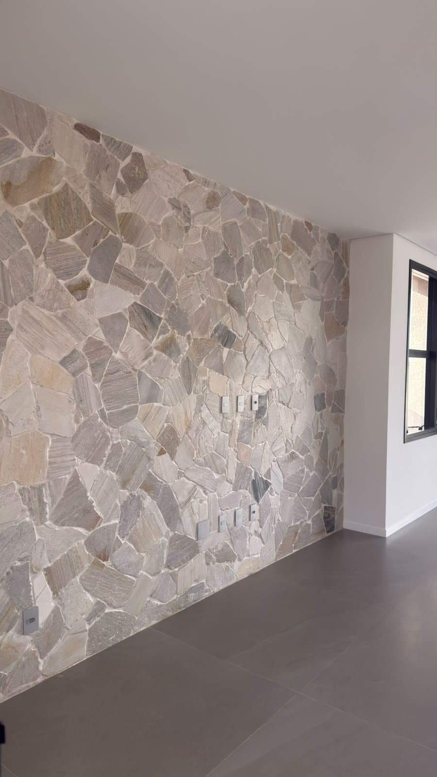 Casa de 4 quartos com 4 suítes e 331 m² em Camboriú