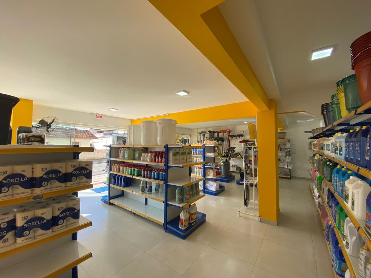 Sala Comercial 111 m² em Camboriú