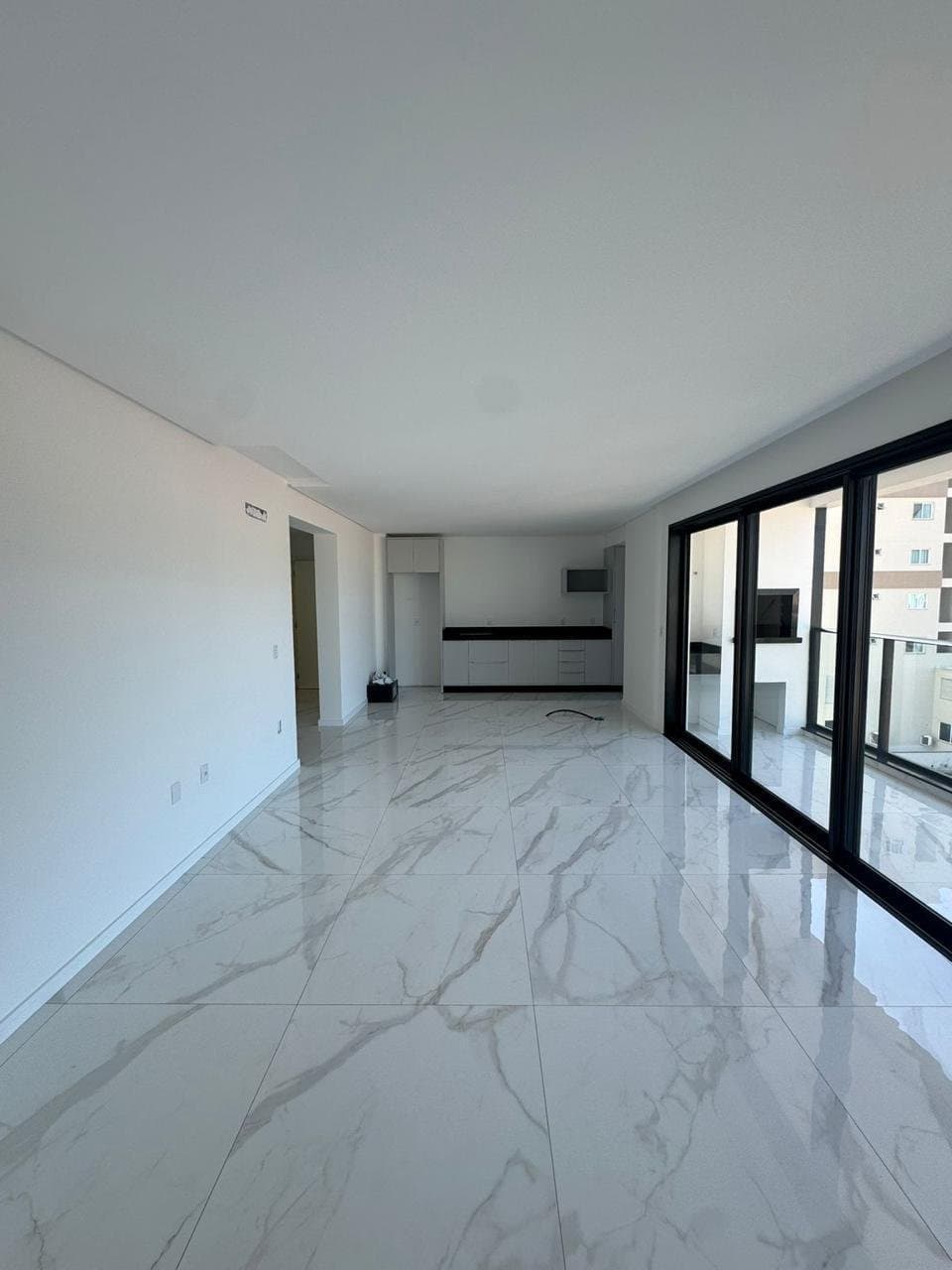 Apartamento de 3 quartos com 1 suíte e 114 m² em Camboriú