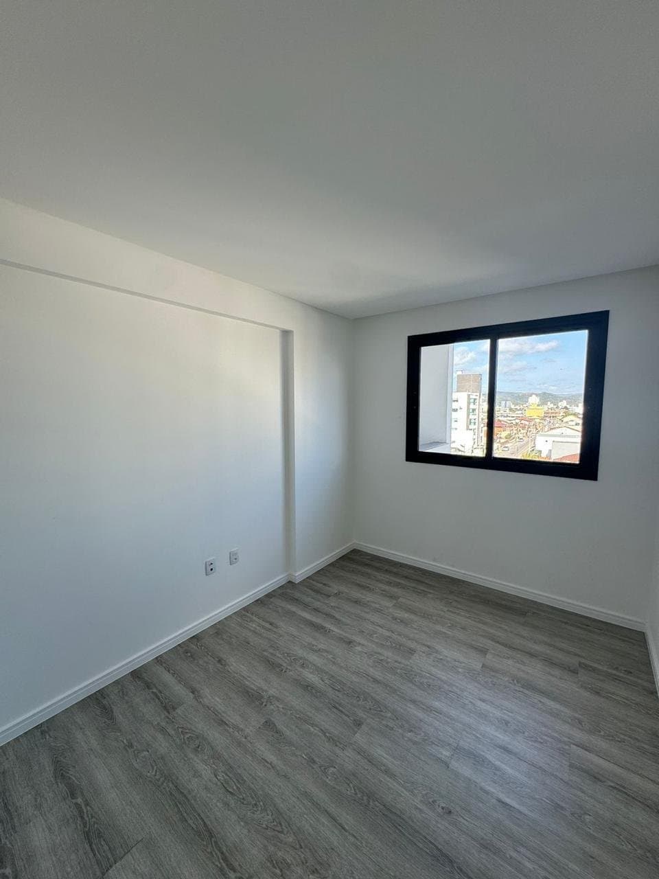 Apartamento de 3 quartos com 1 suíte e 114 m² em Camboriú