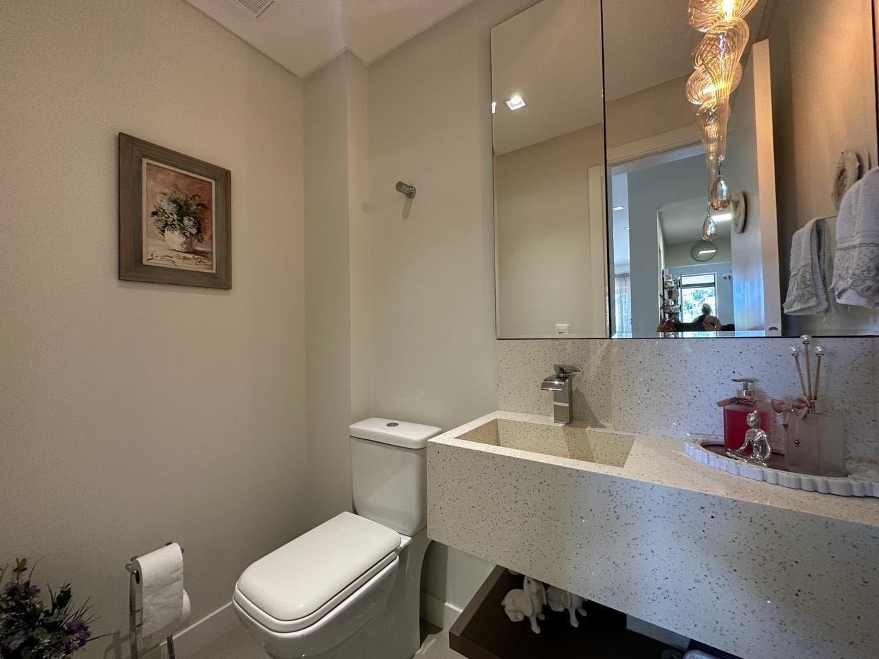 Apartamento de 2 quartos com 1 suíte e 78 m² em Camboriú