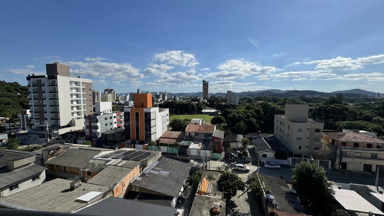 Apartamento de 2 quartos com 1 suíte e 77 m² em Camboriú