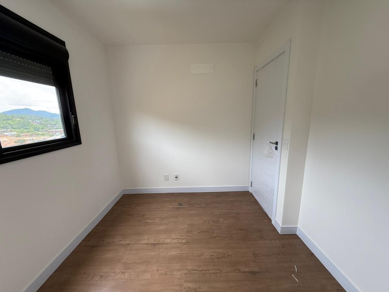 Apartamento de 3 quartos com 2 suítes e 92 m² em Camboriú