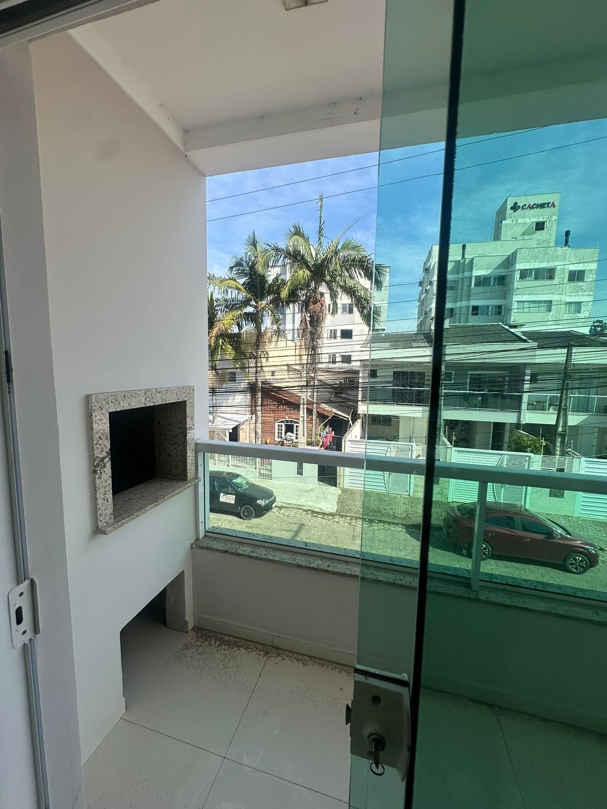 Apartamento de 2 quartos com 1 suíte e 69 m² em Camboriú