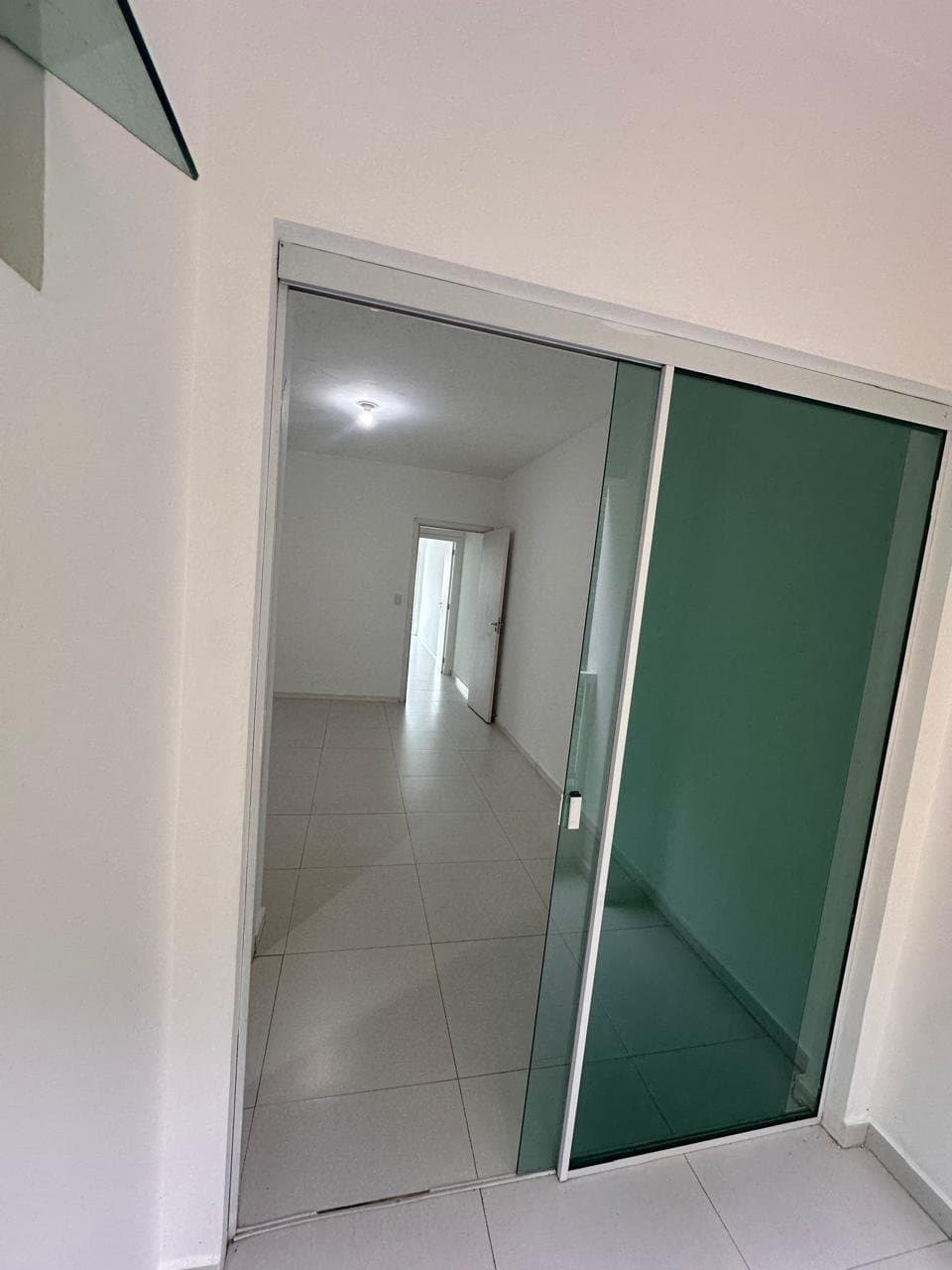 Casa de 2 quartos com 2 suítes e 76 m² em Camboriú