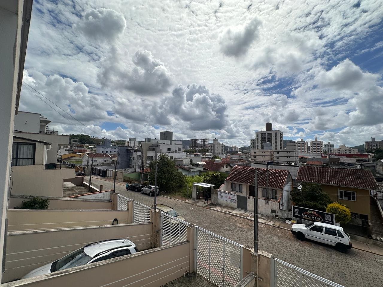 Casa de 2 quartos com 2 suítes e 76 m² em Camboriú