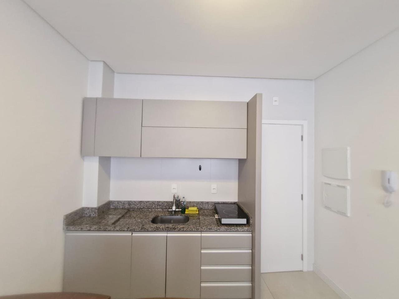 Apartamento de 1 quarto e 48 m² em Camboriú