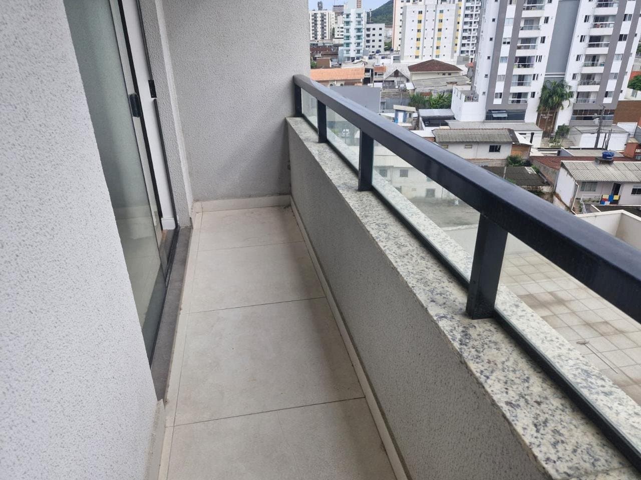 Apartamento de 1 quarto e 48 m² em Camboriú