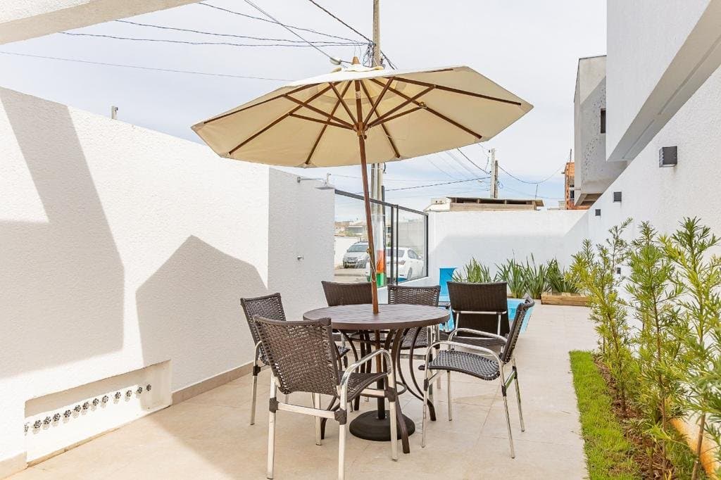 Casa de 2 quartos com 2 suítes e 68 m² em Camboriú