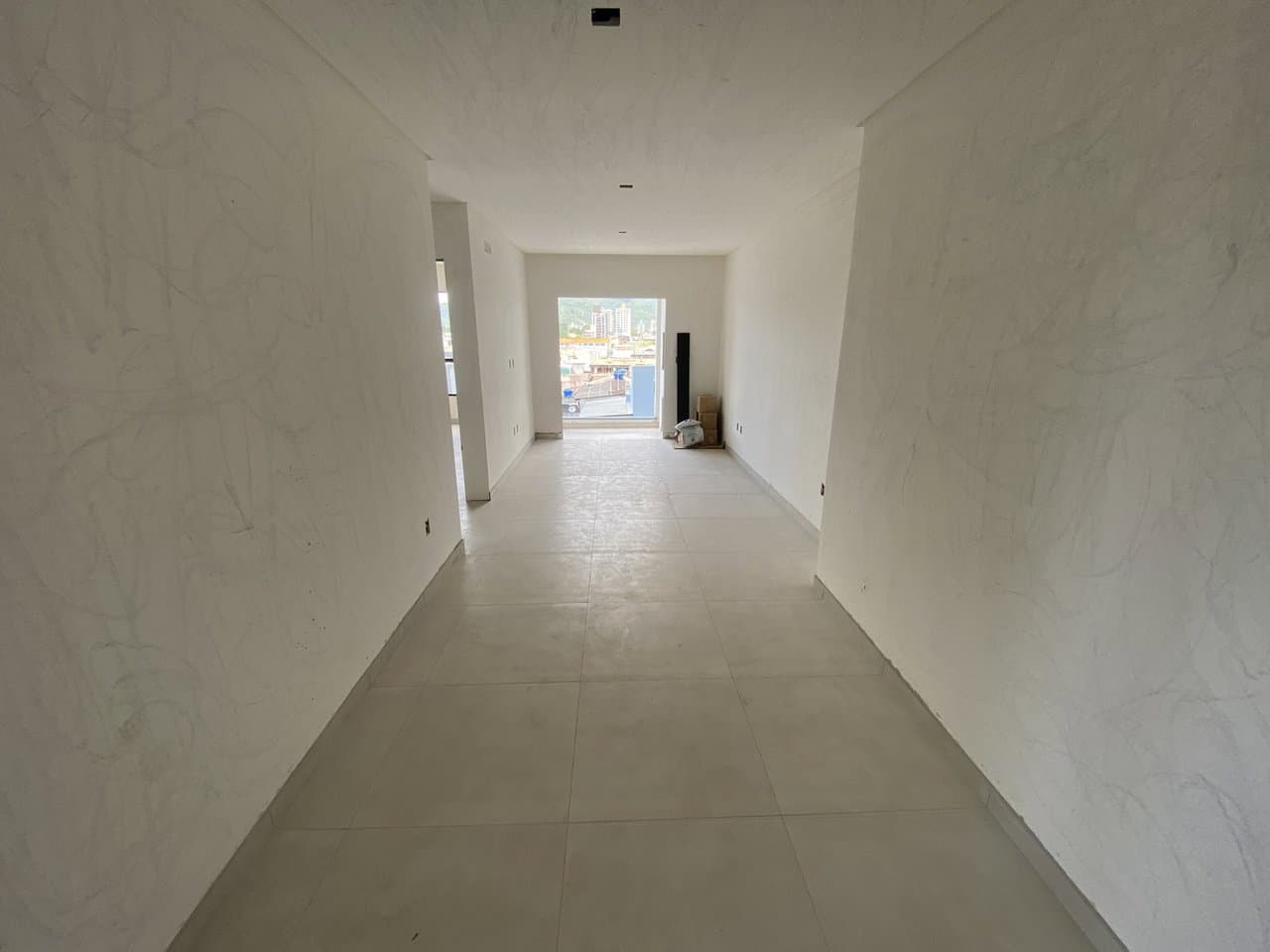 Apartamento de 2 quartos com 1 suíte e 105 m² em Camboriú