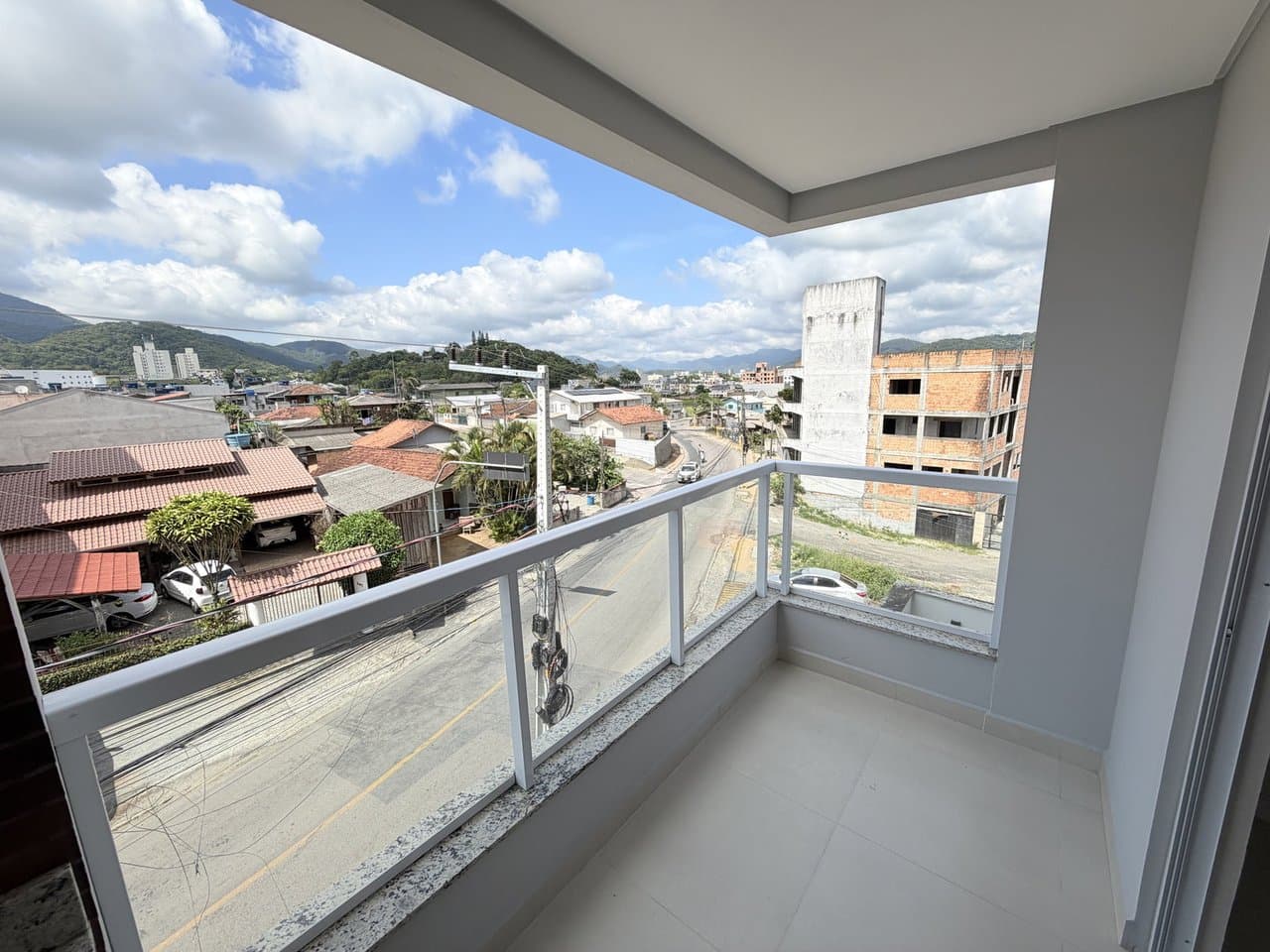 Apartamento de 2 quartos com 1 suíte e 80 m² em Camboriú