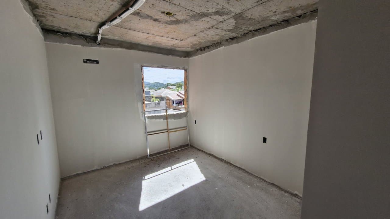 Apartamento de 3 quartos com 1 suíte e 85 m² em Camboriú