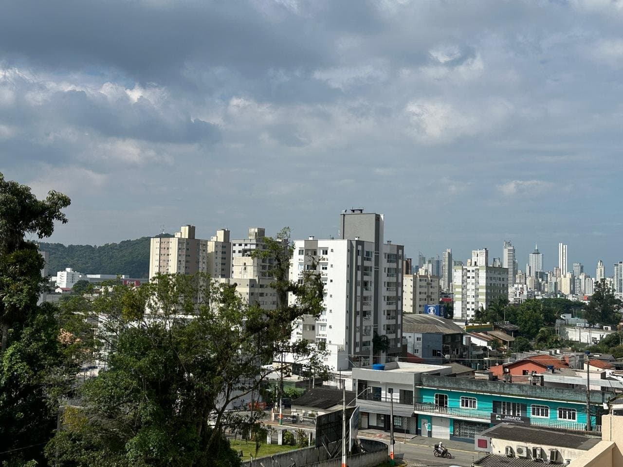 Apartamento de 2 quartos com 1 suíte e 72 m² em Camboriú
