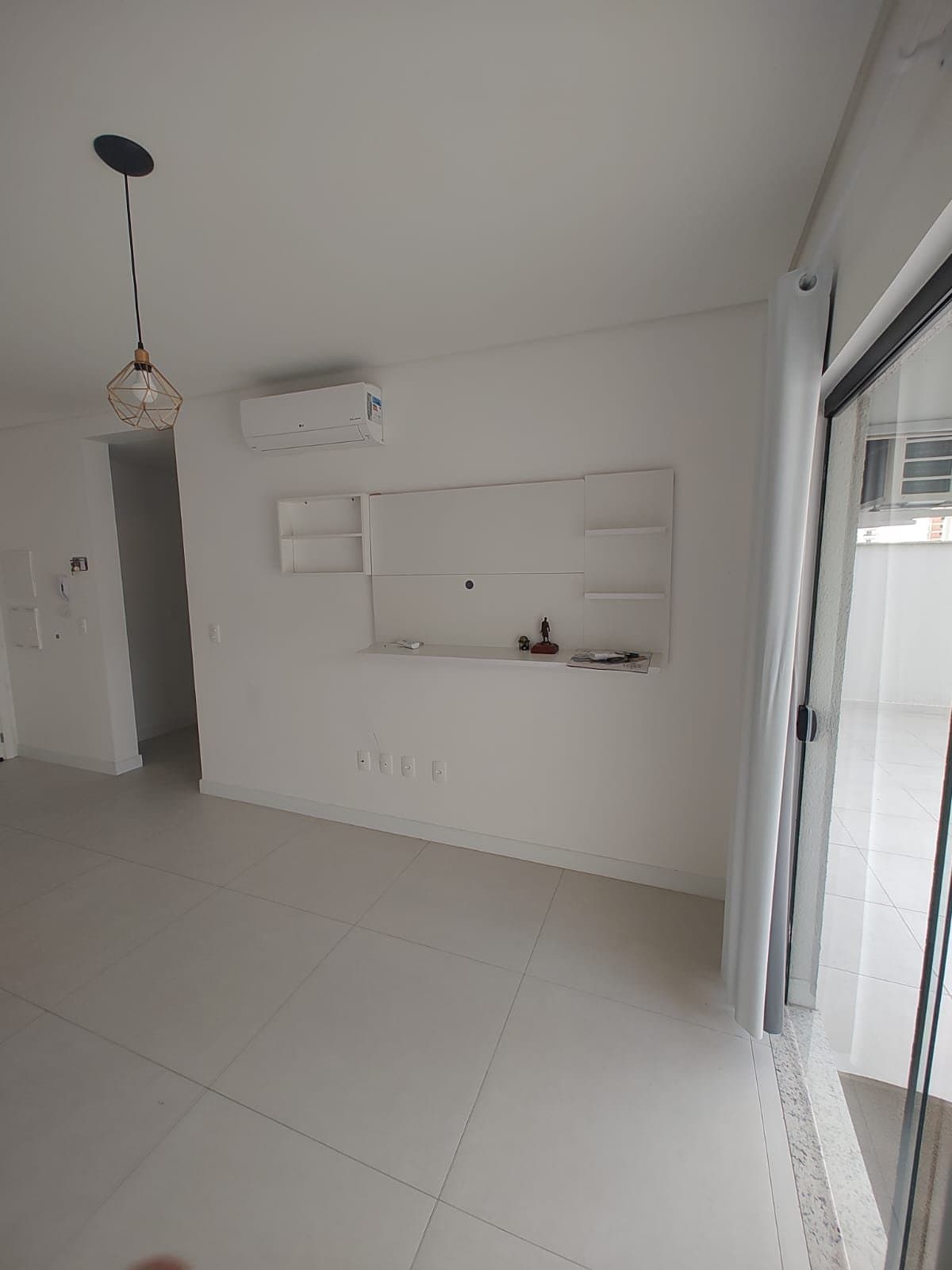 Apartamento de 1 quarto e 171 m² em Camboriú