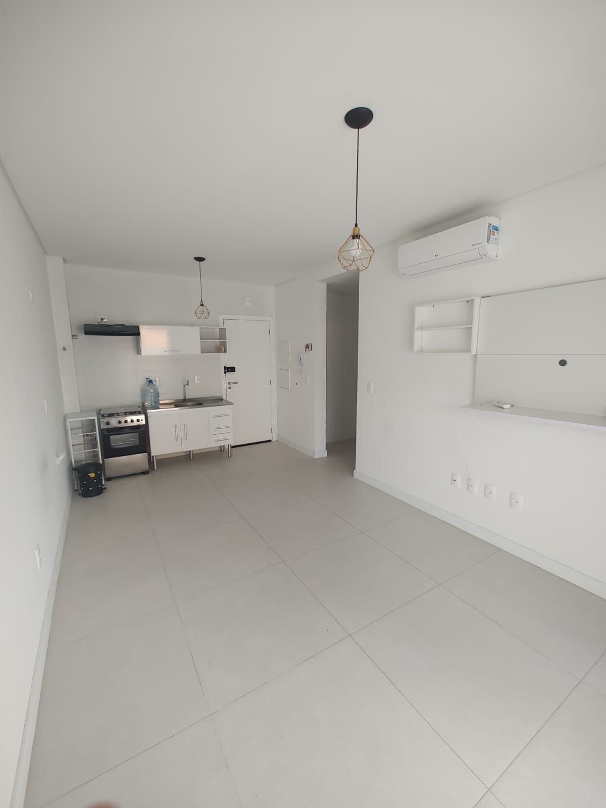 Apartamento de 1 quarto e 171 m² em Camboriú