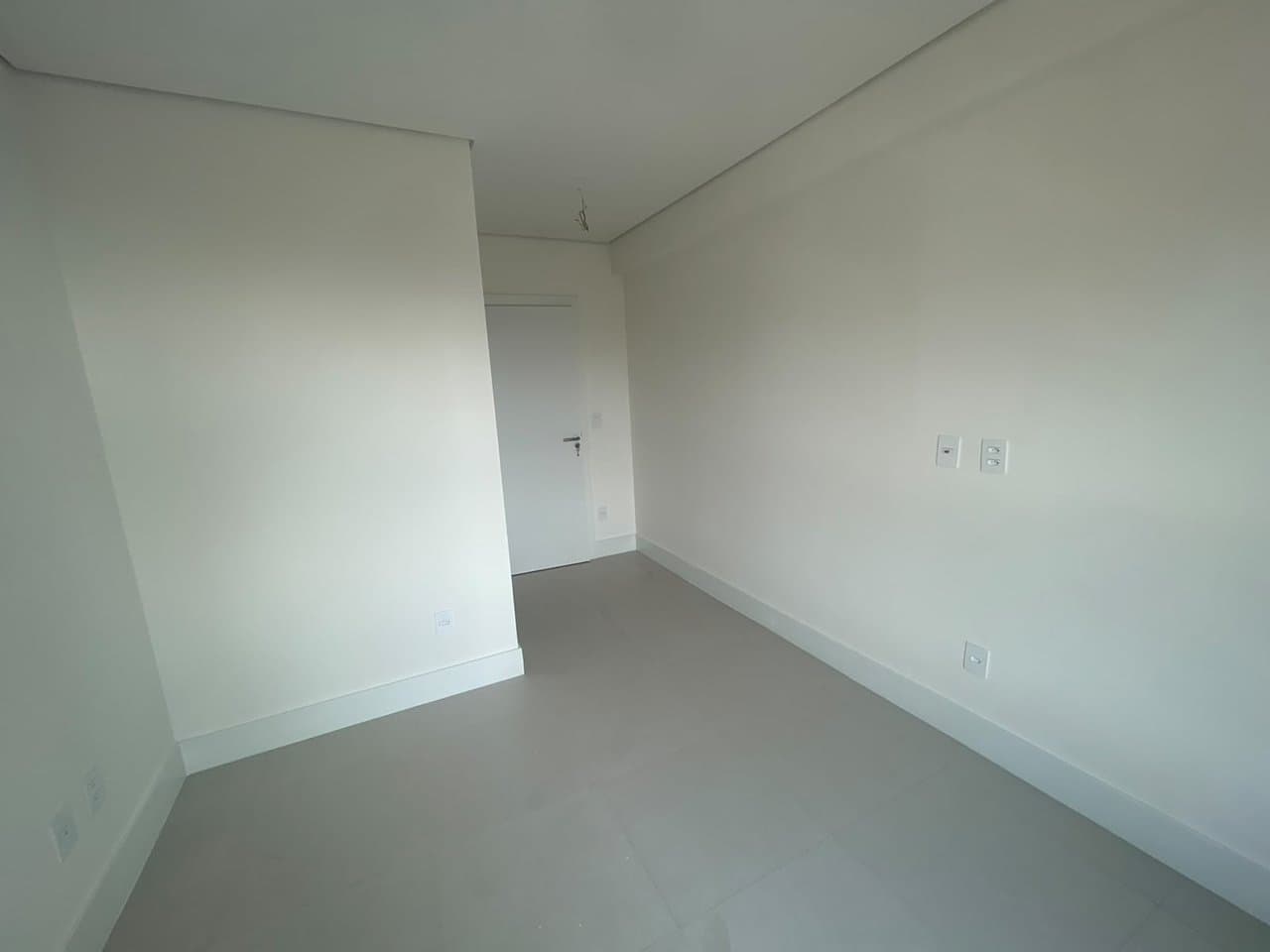 Apartamento de 3 quartos com 1 suíte e 92 m² em Penha