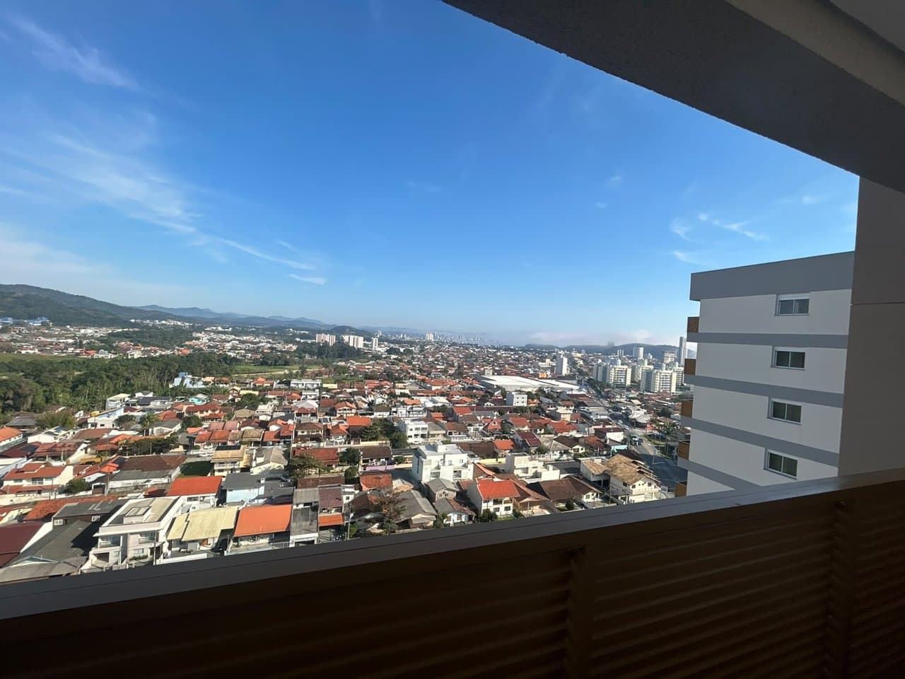Apartamento de 3 quartos com 1 suíte e 92 m² em Penha