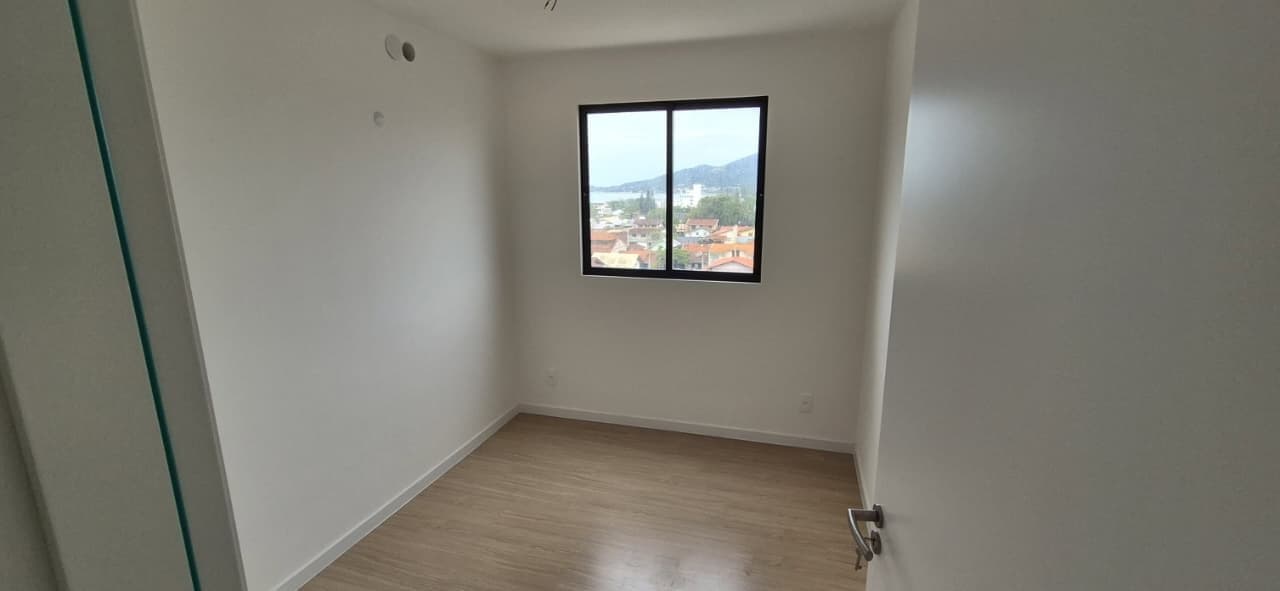 Apartamento de 3 quartos com 1 suíte e 83 m² em Penha