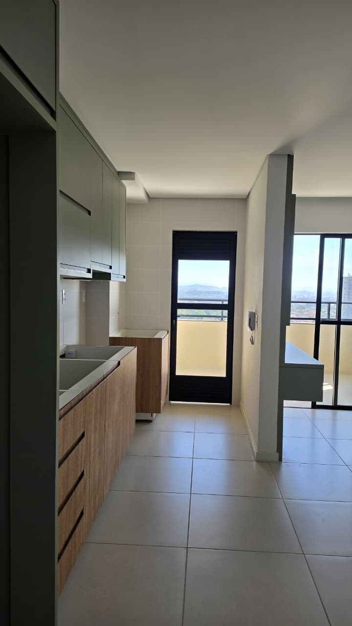 Apartamento de 3 quartos com 1 suíte e 83 m² em Penha