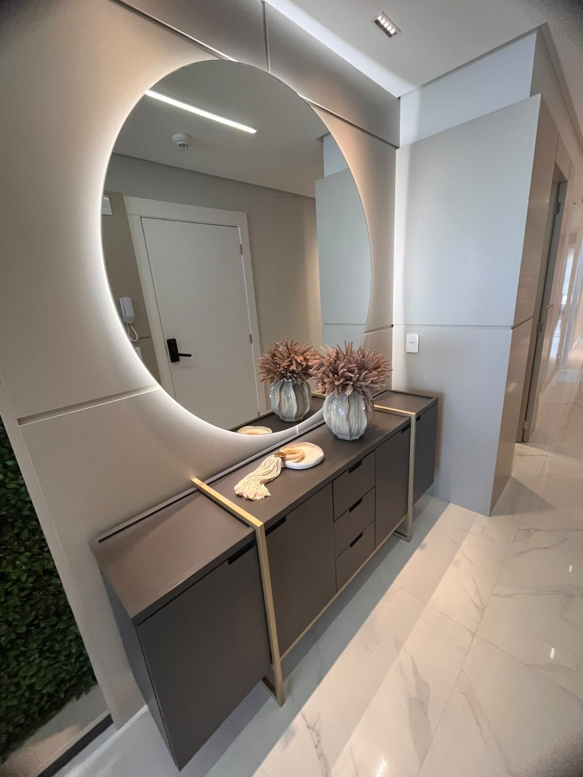 Apartamento de 4 quartos com 4 suítes e 150 m² em Bal. Camboriú