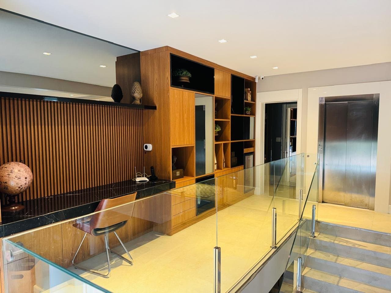Casa de 4 quartos com 4 suítes e 525 m² em Bal. Camboriú