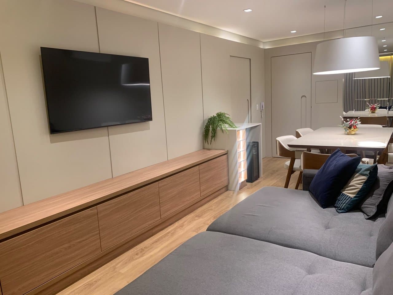 Apartamento de 3 quartos com 2 suítes e 107 m² em Bal. Camboriú