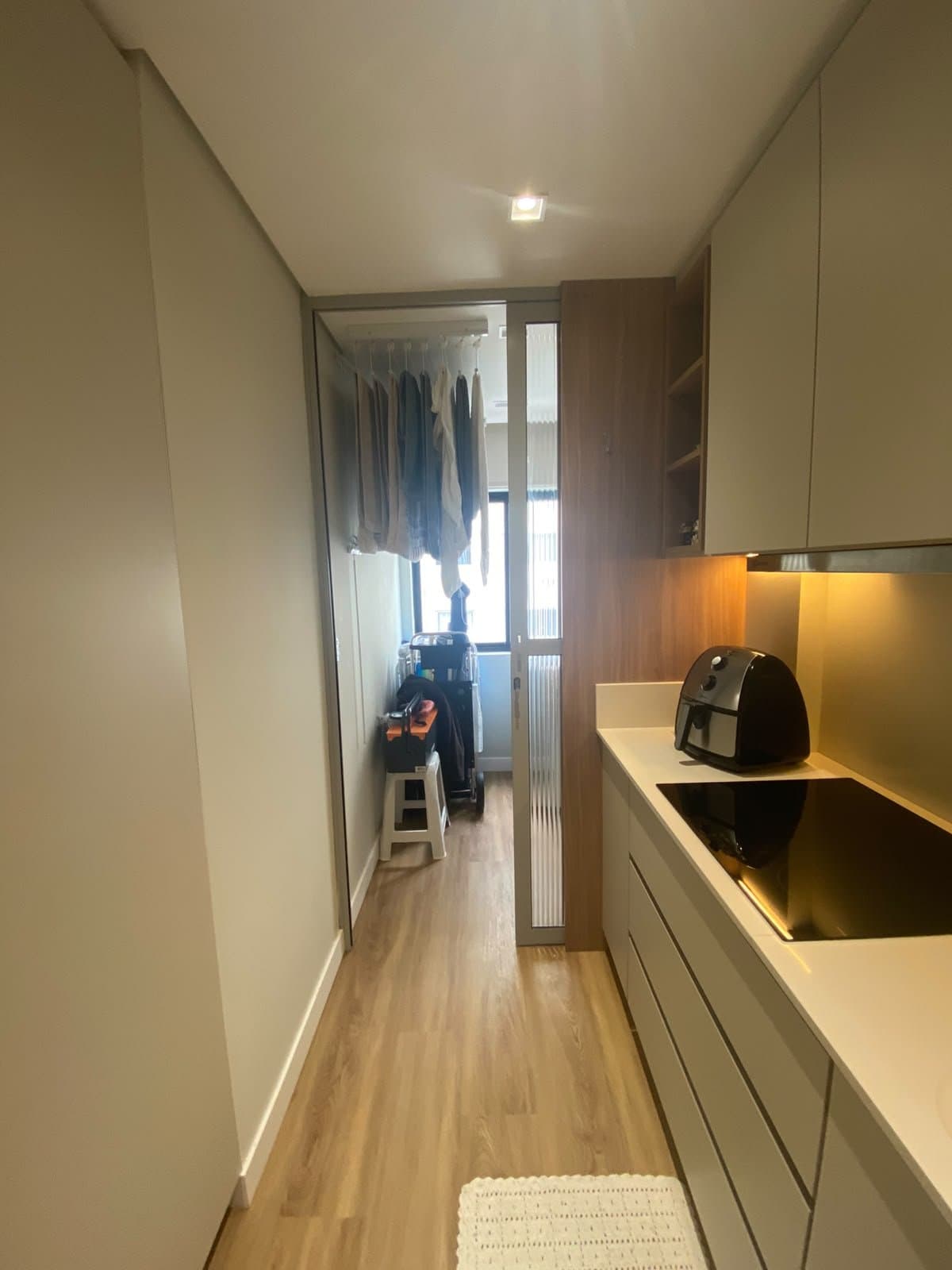 Apartamento de 3 quartos com 2 suítes e 107 m² em Bal. Camboriú