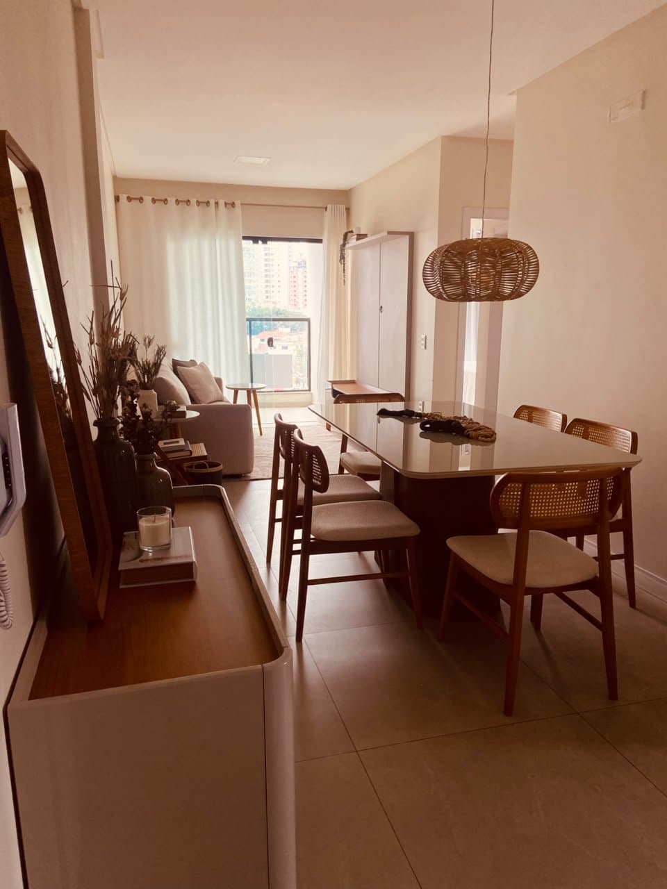 Apartamento de 2 quartos com 1 suíte e 66 m² em Bal. Camboriú