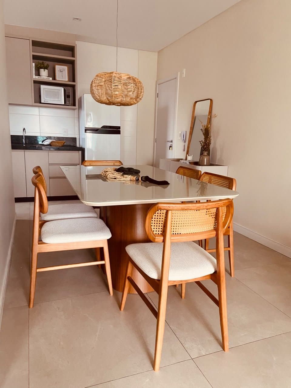 Apartamento de 2 quartos com 1 suíte e 66 m² em Bal. Camboriú