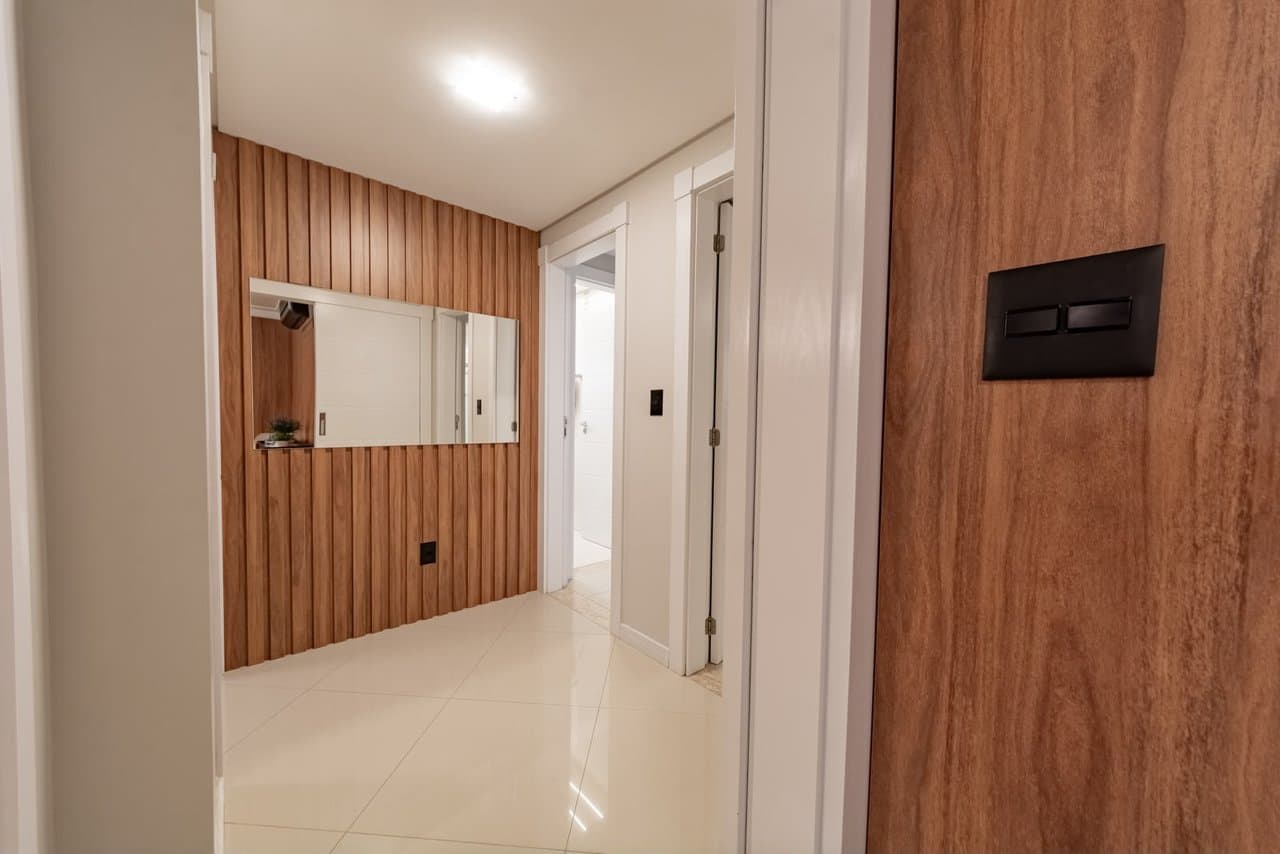 Apartamento de 3 quartos com 3 suítes e 130 m² em Bal. Camboriú