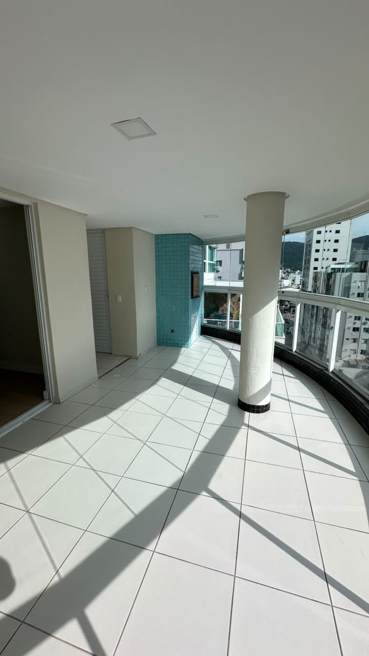 Apartamento de 3 quartos com 1 suíte e 111 m² em Bal. Camboriú