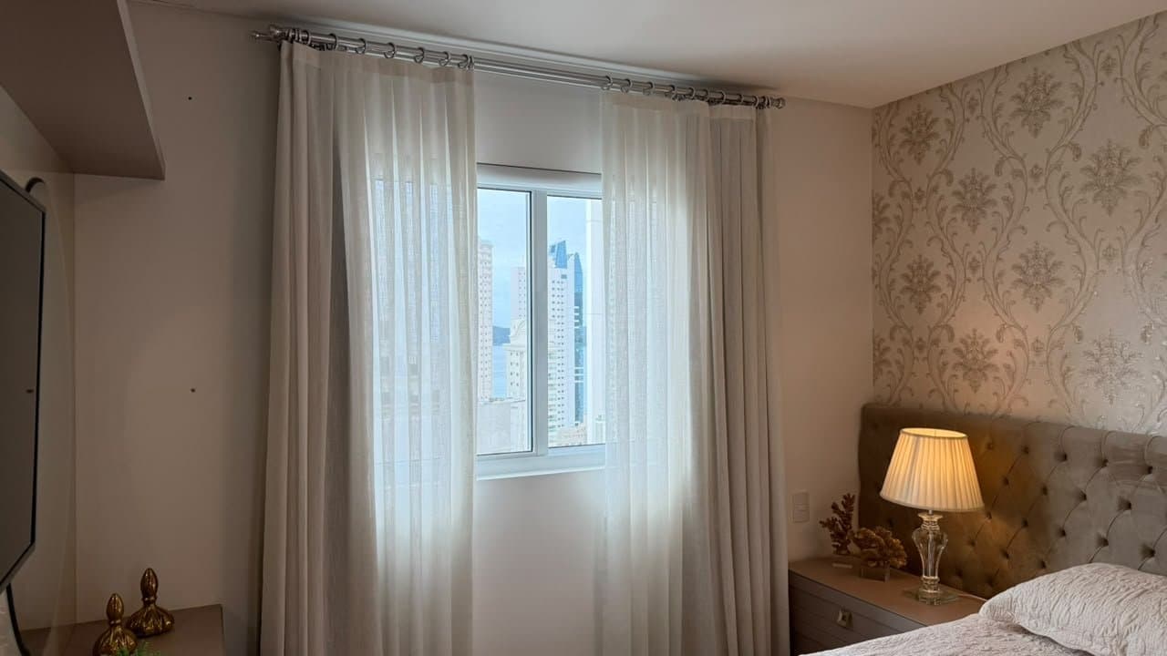 Apartamento de 3 quartos com 3 suítes e 137 m² em Bal. Camboriú