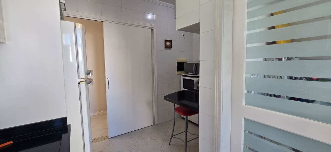 Apartamento de 2 quartos com 1 suíte e 80 m² em Bal. Camboriú