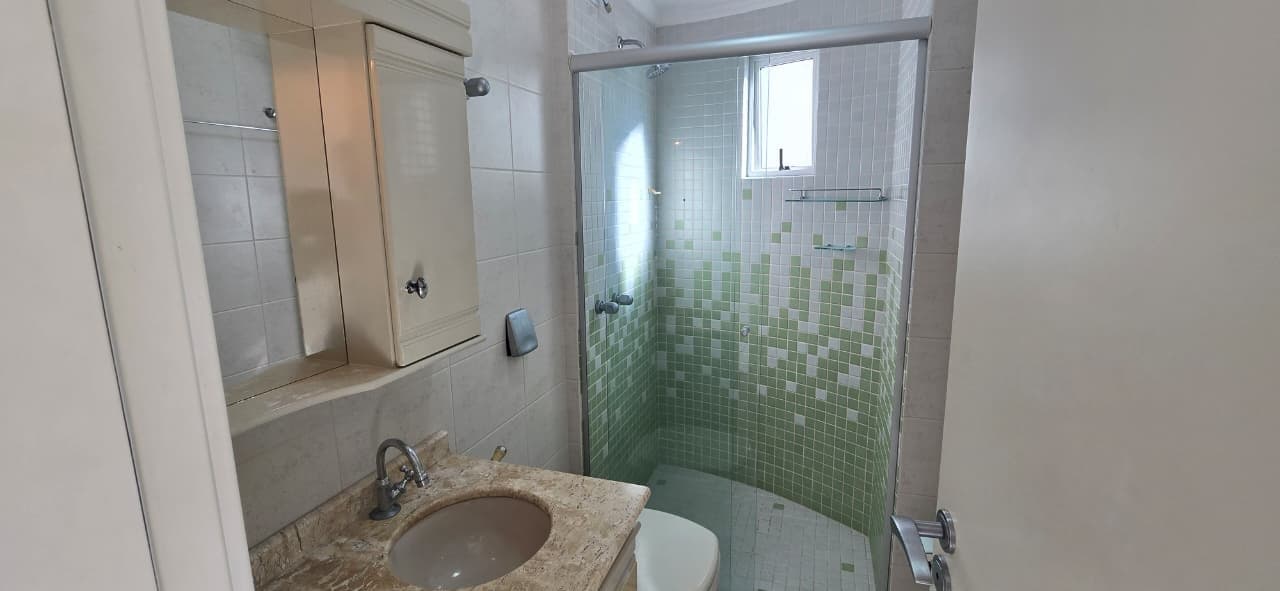 Apartamento de 2 quartos com 1 suíte e 80 m² em Bal. Camboriú