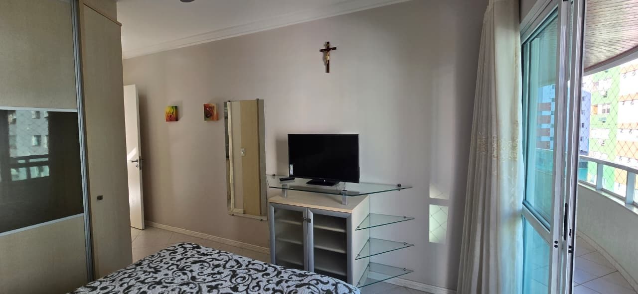 Apartamento de 2 quartos com 1 suíte e 80 m² em Bal. Camboriú