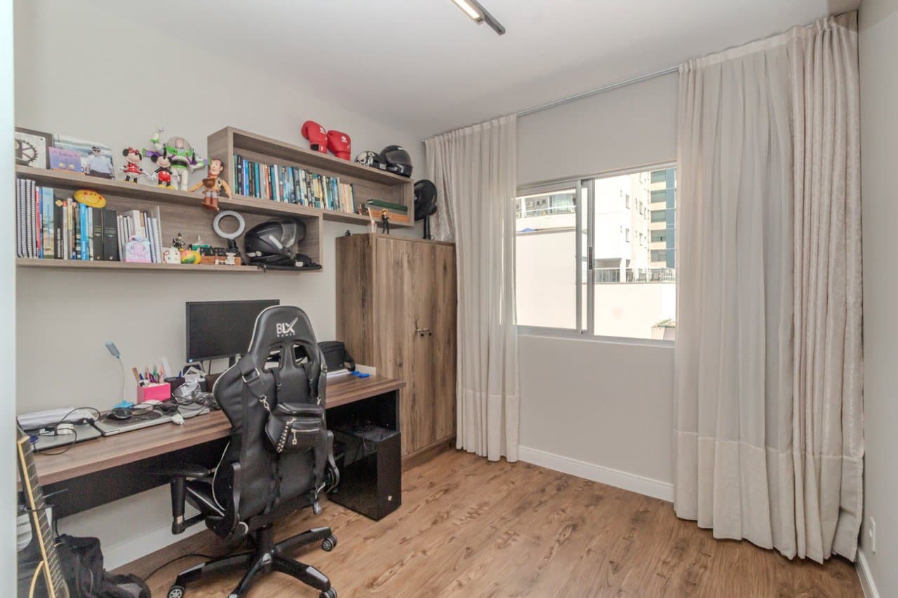 Apartamento de 2 quartos com 1 suíte e 81 m² em Bal. Camboriú