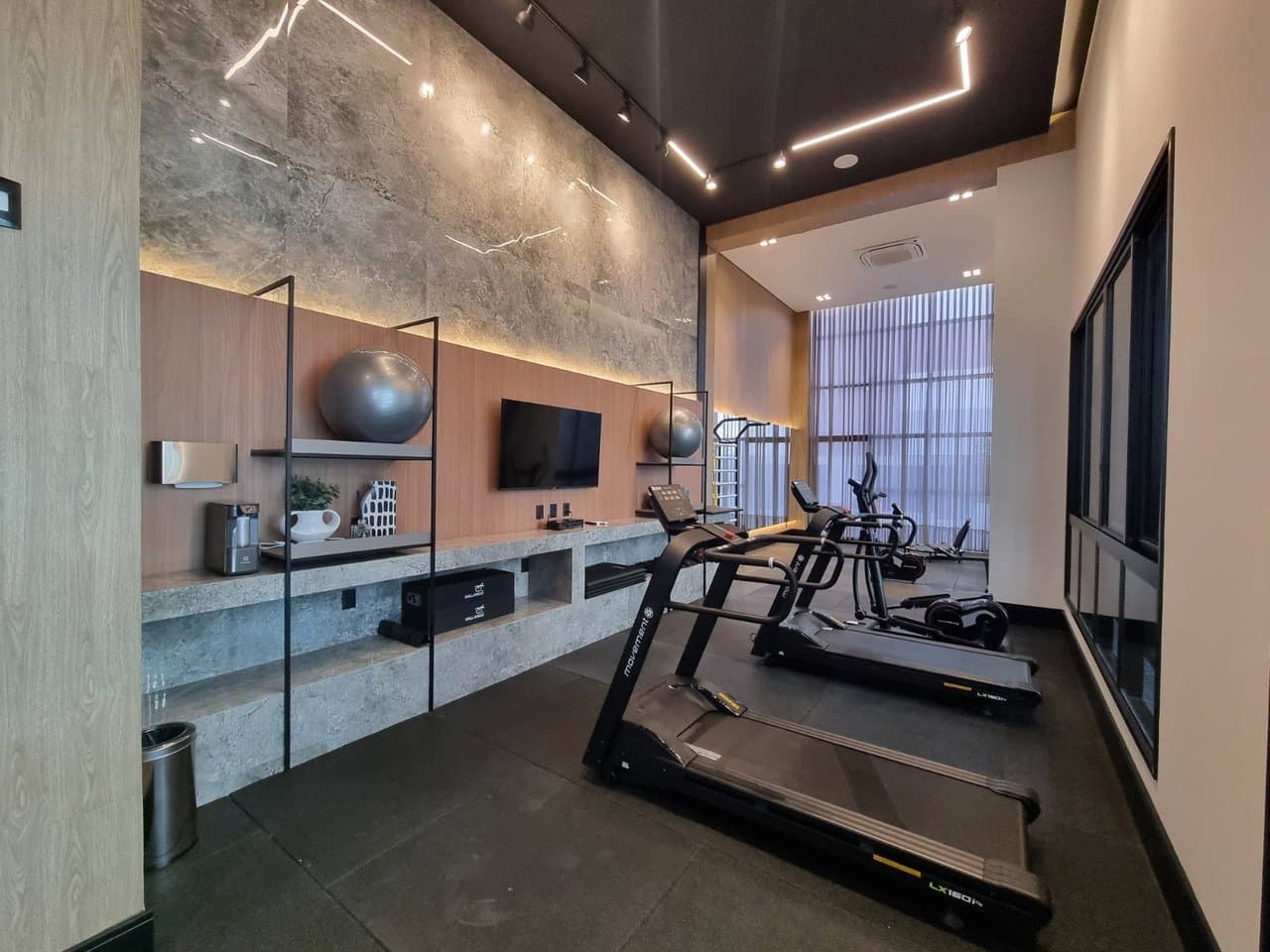 Apartamento de 4 quartos com 2 suítes e 132 m² em Bal. Camboriú