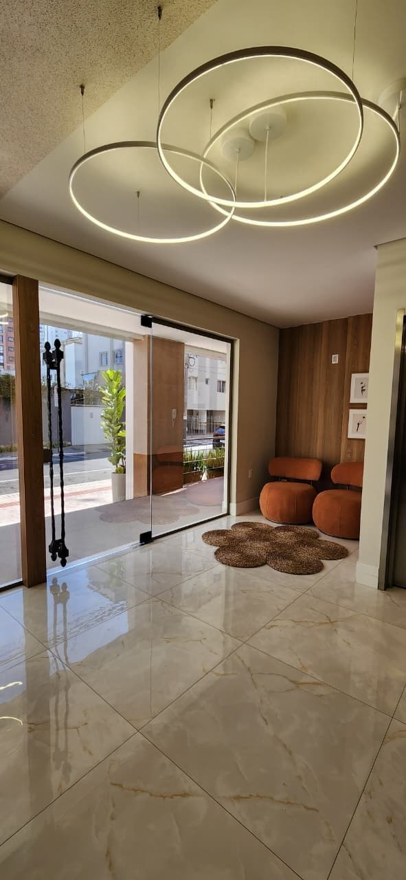 Apartamento de 4 quartos com 2 suítes e 137 m² em Bal. Camboriú