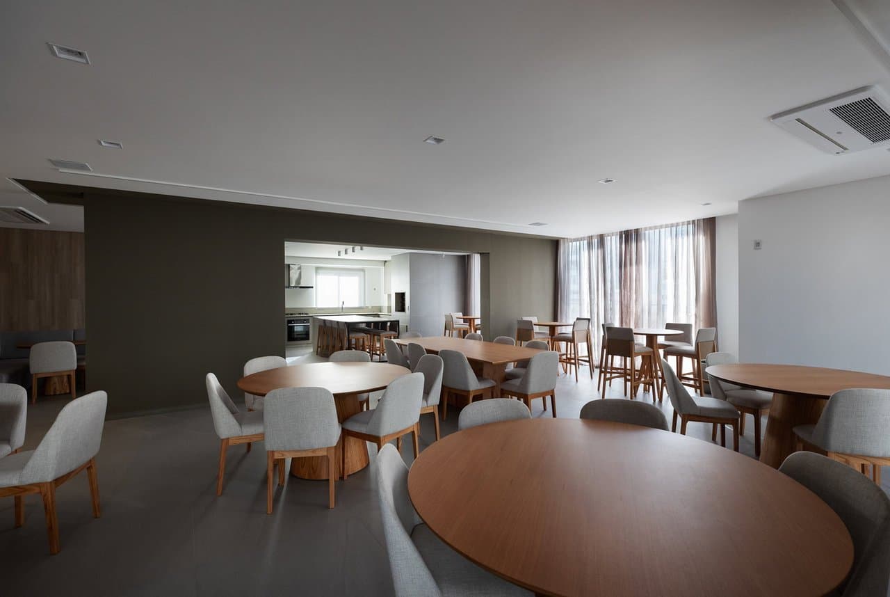 Apartamento de 2 quartos com 2 suítes e 136 m² em Bal. Camboriú