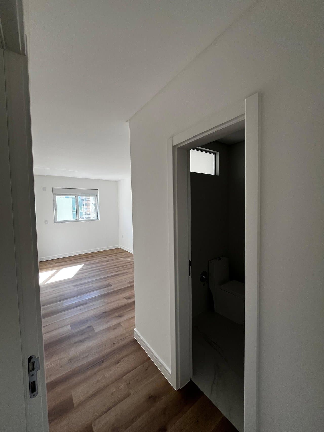 Apartamento de 4 quartos com 4 suítes e 163 m² em Bal. Camboriú