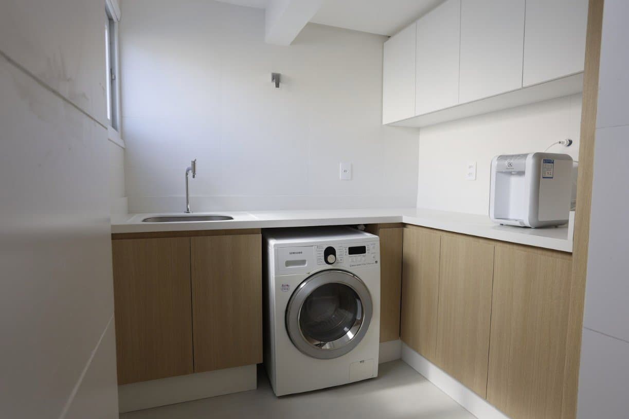 Apartamento de 3 quartos com 1 suíte e 145 m² em Bal. Camboriú